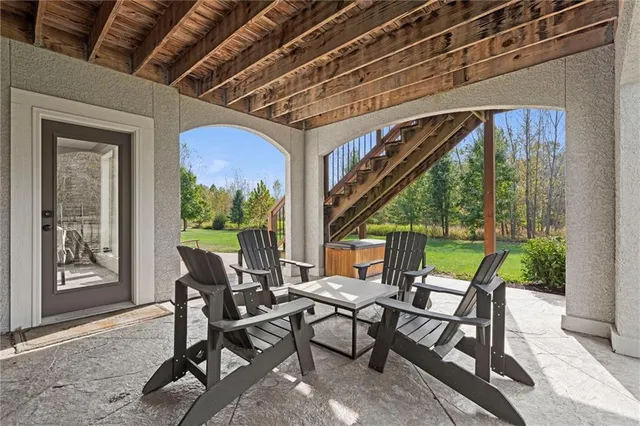 $1,300,000 | 12207 West 164th Terrace, Overland Park, KS 66221