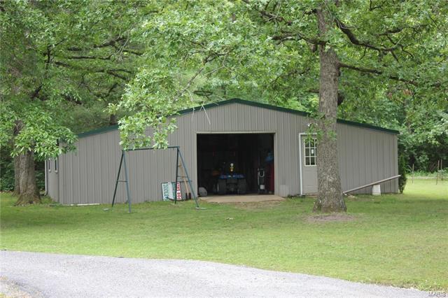 2915 Shady Pine Road Staunton, IL 62088 - Photo 16 of 23 Gallery Image 16