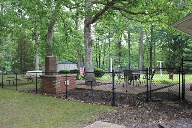 2915 Shady Pine Road Staunton, IL 62088 - Photo 17 of 23 Gallery Image 17