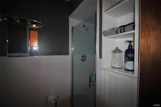 2915 Shady Pine Road Staunton, IL 62088 - Photo 10 of 23 Gallery Image 10