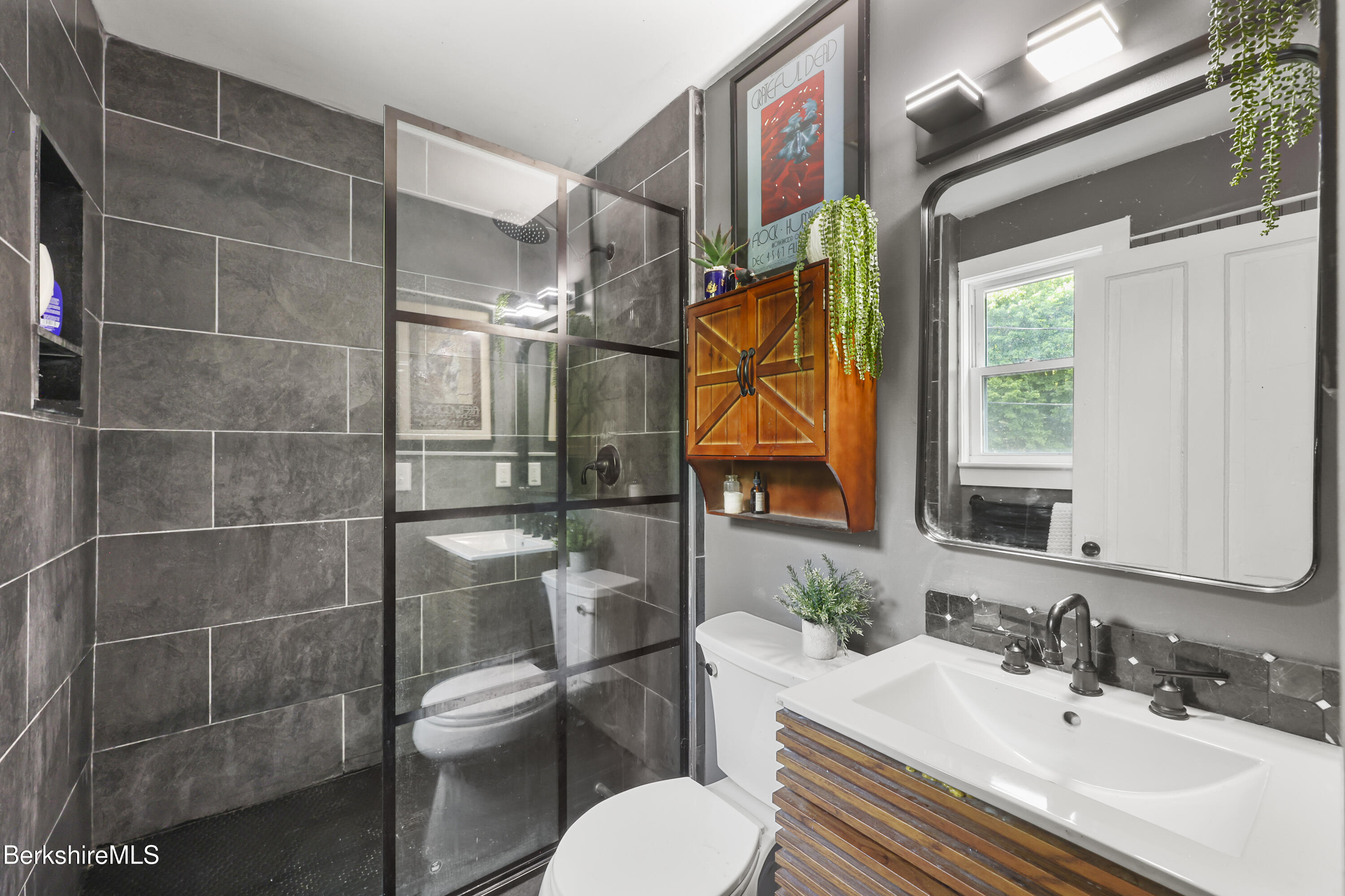 4 Lenox Road West Stockbridge, MA 01266 - Photo 23 of 42 170 Bathroom One