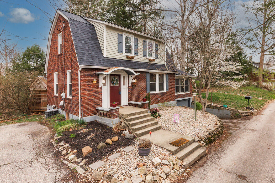1713 Ridgewood Road Fort Wright, KY 41011 - Photo 2 of 25 Gallery Image 2