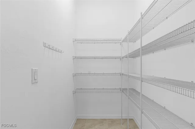 $299,900 | 2191 Summersweet Drive, Alva, FL 33920