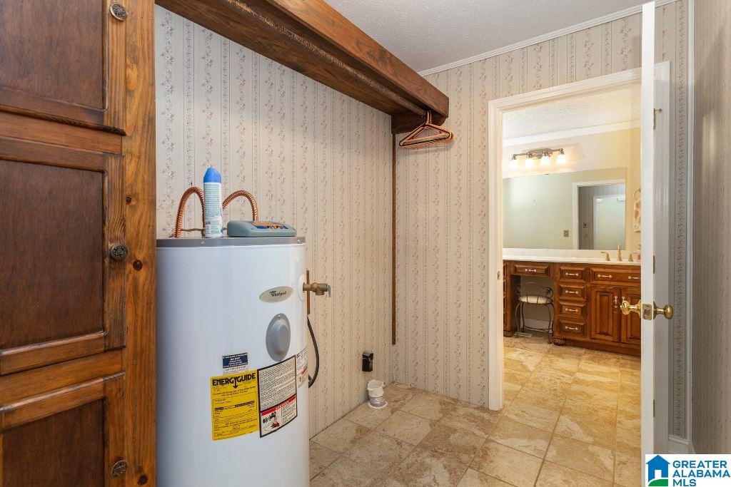 1181 Mountain View Road Talladega, AL 35160 - Photo 13 of 38