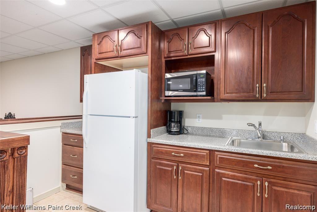 1864 Rapids Way Rochester, MI 48309 - Photo 39 of 52 1864 Rapids Way-39.jpg