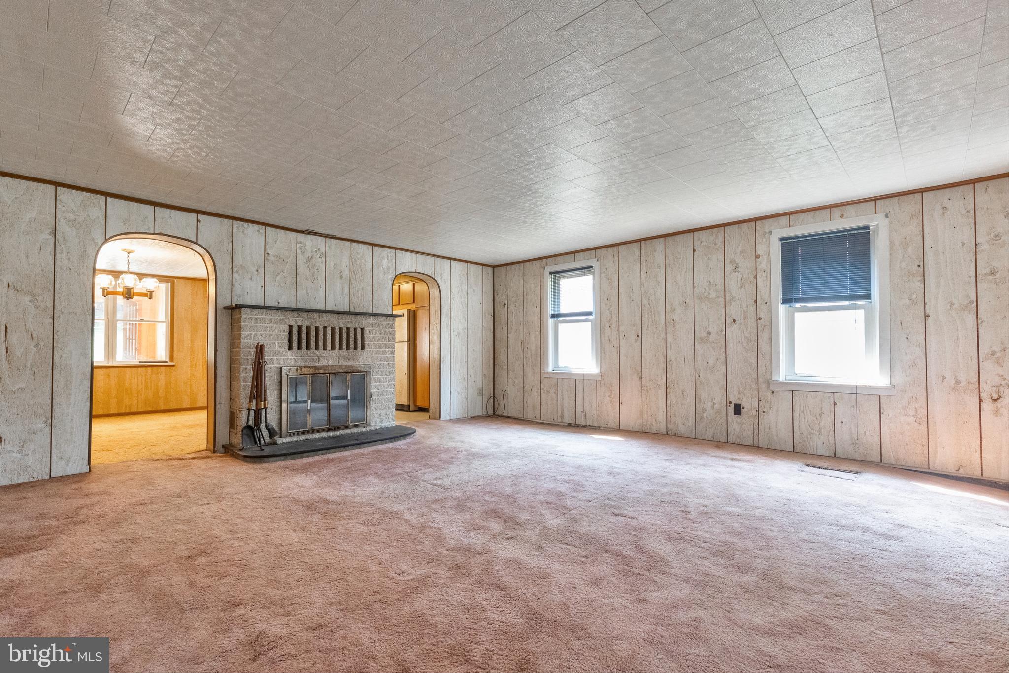 596 Lewisberry Road New Cumberland, PA 17070 - Photo 2 of 6 Gallery Image 2