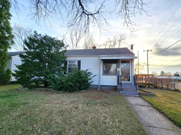 $145,000 | 1878 Greenview Drive, Beloit, WI 53511