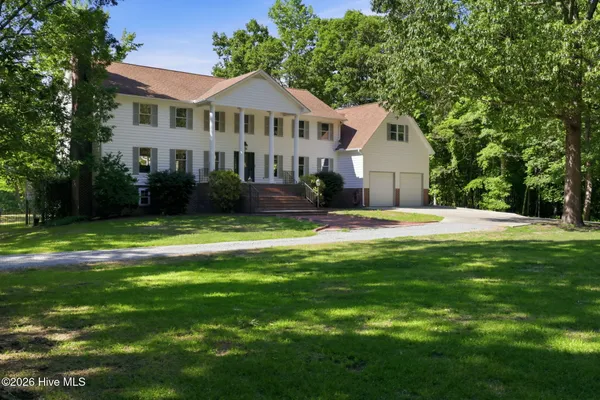 $1,175,000 | 108 Farmington Road, Grimesland, NC 27837