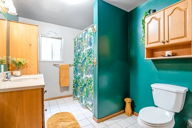 $725,000 | 18701 Lort Drive, Exeter, CA 93221