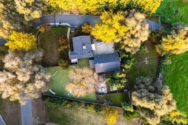 $725,000 | 18701 Lort Drive, Exeter, CA 93221