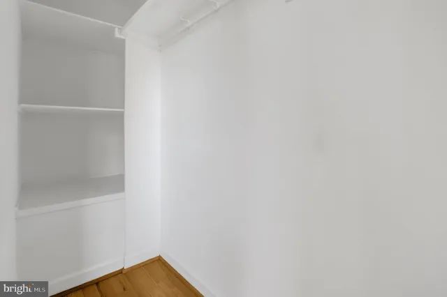 $2,950 | 4326 36th Street South, Arlington, VA 22206