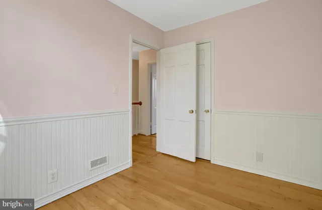 $2,950 | 4326 36th Street South, Arlington, VA 22206