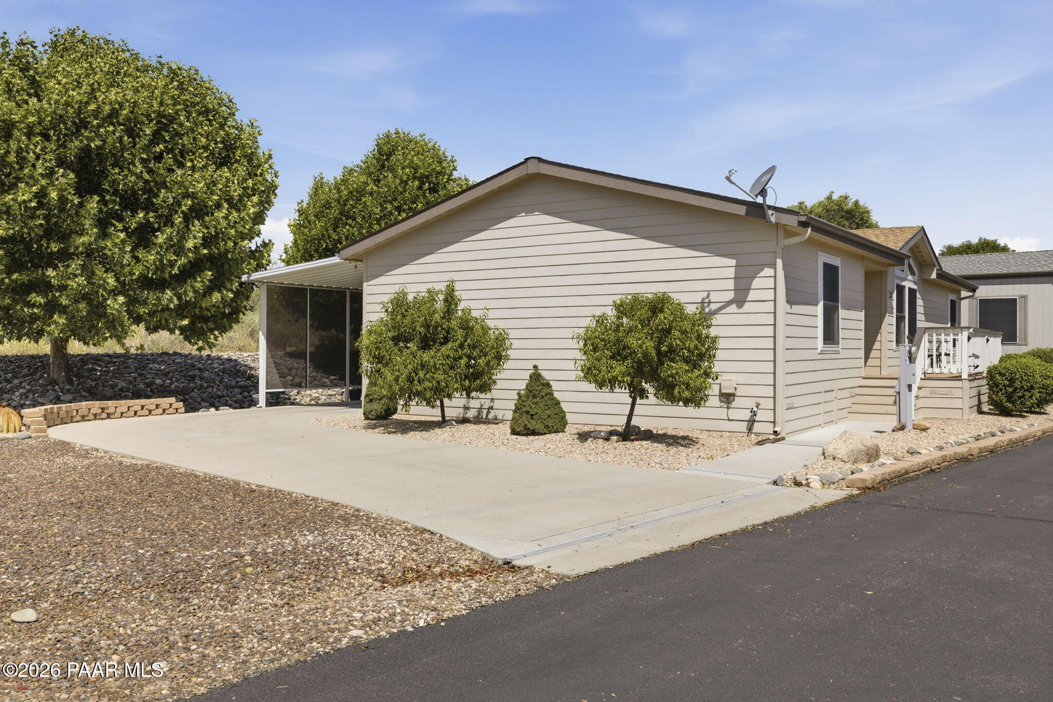 11250 East State Rte 69 Dewey, AZ 86327 - Photo 29 of 38 a view of a house with a patio