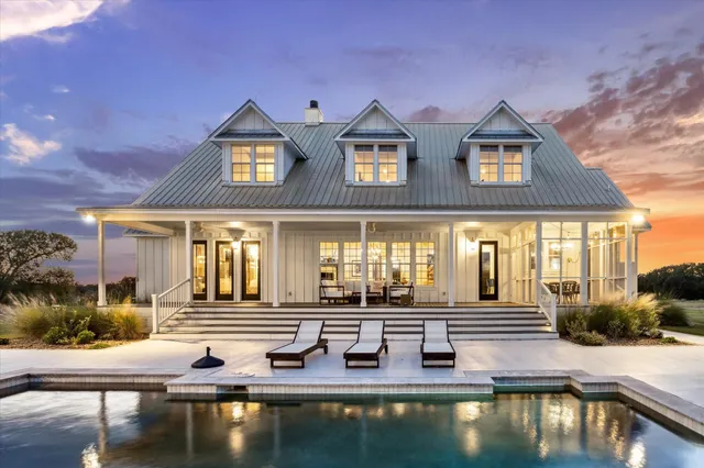 $6,500,000 | 8611 Halamicek Loop, Fayetteville, TX 78940