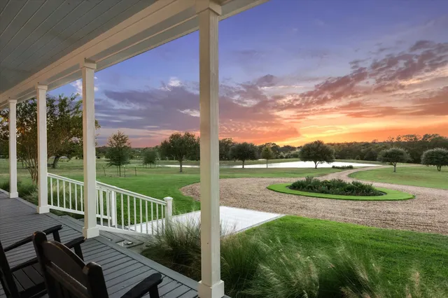 $6,500,000 | 8611 Halamicek Loop, Fayetteville, TX 78940