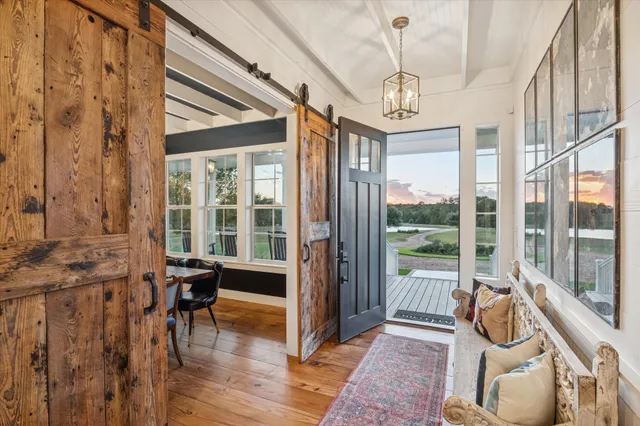 $6,500,000 | 8611 Halamicek Loop, Fayetteville, TX 78940