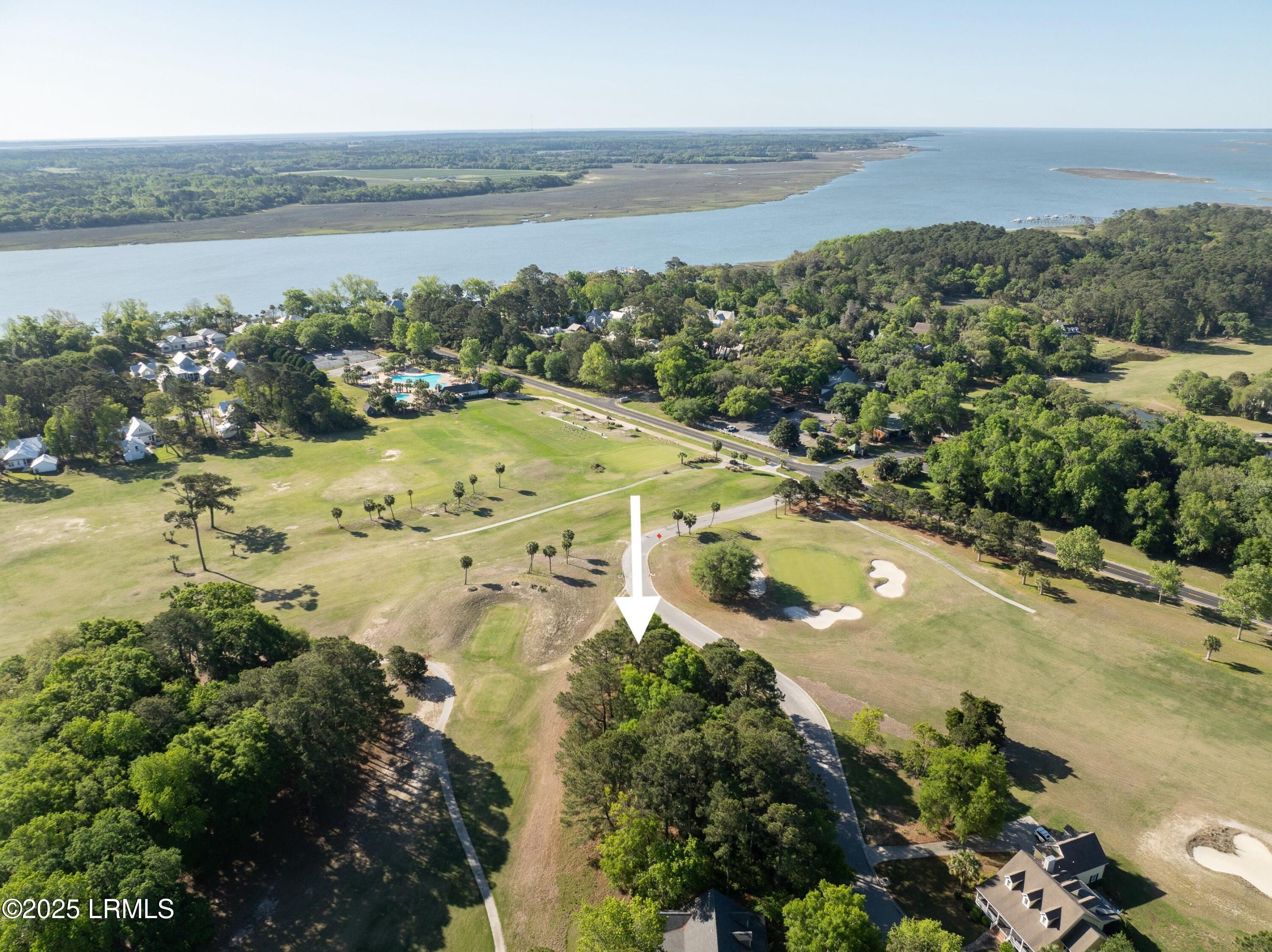 16 Division Street Beaufort, SC 29907 - Photo 4 of 21 DJI_0985.jpg-SMALL
