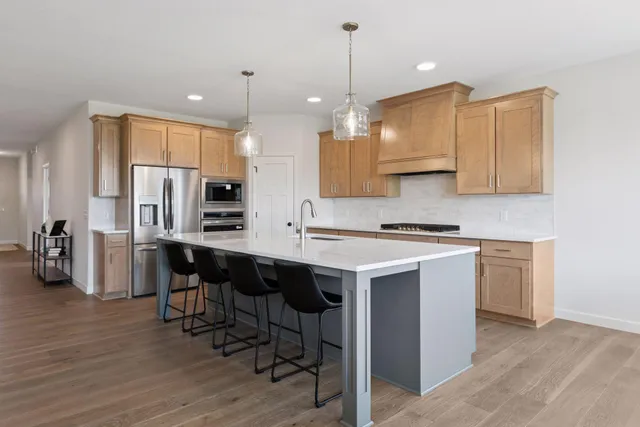 $714,900 | 18612 Icebox Lane, Lakeville, MN 55044