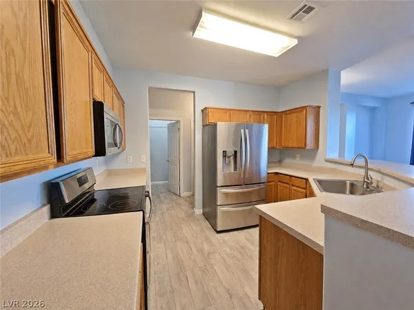 $429,900 | 5985 Reflection Point Court, Las Vegas, NV 89110