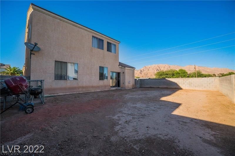 5985 Reflection Point Court Las Vegas, NV 89110 - Photo 8 of 12