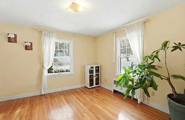 $389,900 | 17 Goucher Avenue, Worcester, MA 01605