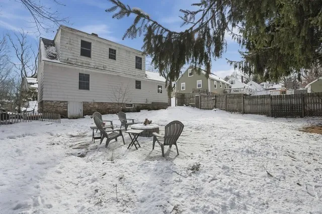 $389,900 | 17 Goucher Avenue, Worcester, MA 01605