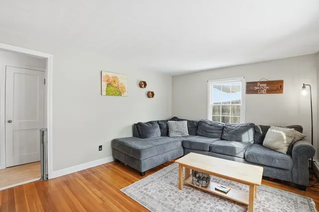 $389,900 | 17 Goucher Avenue, Worcester, MA 01605