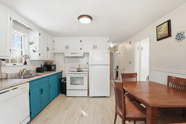 $389,900 | 17 Goucher Avenue, Worcester, MA 01605