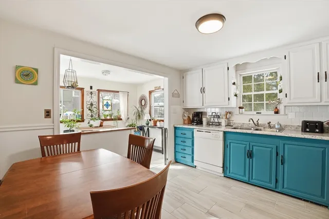 $389,900 | 17 Goucher Avenue, Worcester, MA 01605