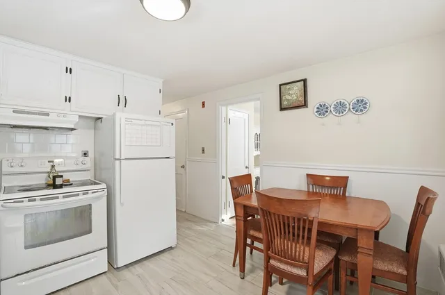 $389,900 | 17 Goucher Avenue, Worcester, MA 01605