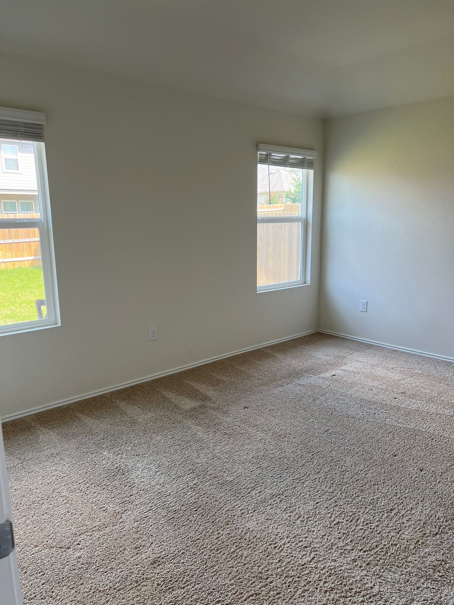 14901 Bajada Rd Manor Manor, TX 78653 - Photo 14 of 14 an empty room with a window