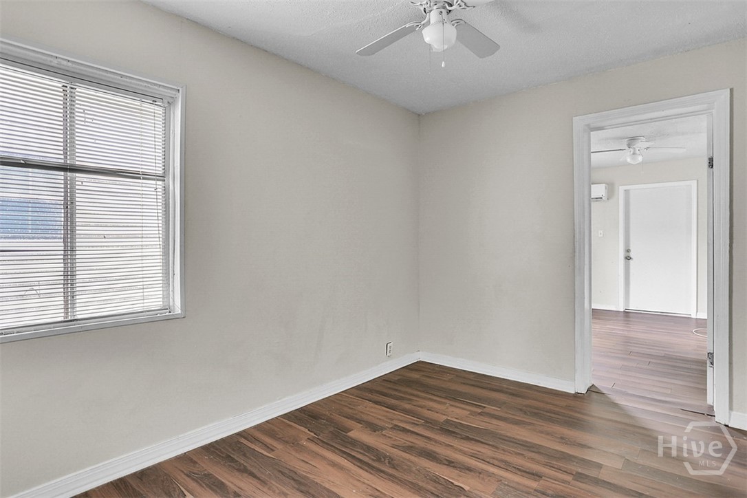 1013 Carroll Street Savannah, GA 31415 - Photo 13 of 23