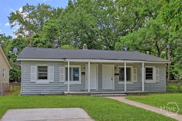 $1,400 | 1013 Carroll Street, Savannah, GA 31415