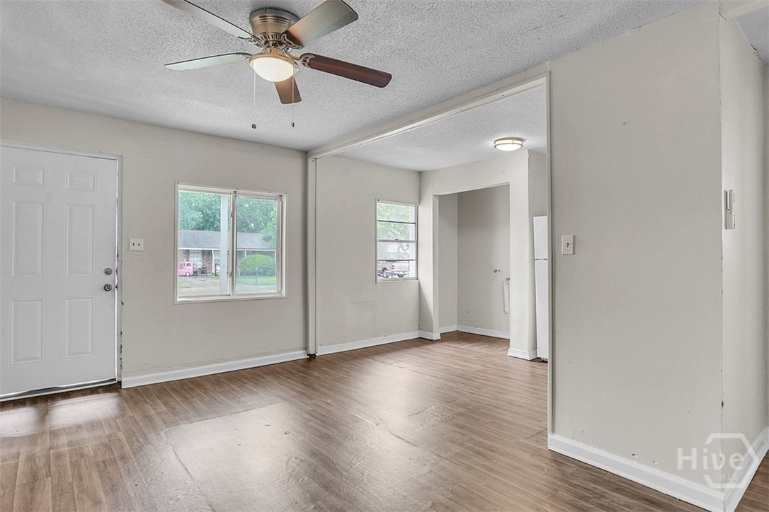 1013 Carroll Street Savannah, GA 31415 - Photo 6 of 23
