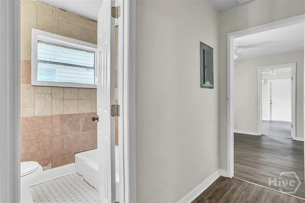 $1,400 | 1013 Carroll Street, Savannah, GA 31415