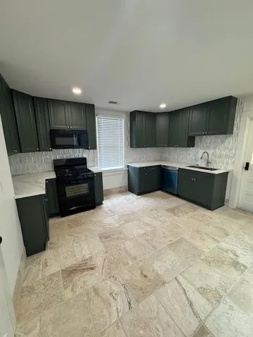 $1,900 | 1011 9th Street, Gretna, LA 70053