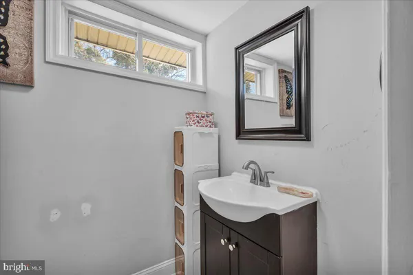$389,999 | 36 Cressmont Avenue, Blackwood, NJ 08012