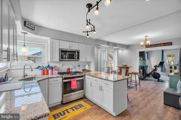 $389,999 | 36 Cressmont Avenue, Blackwood, NJ 08012