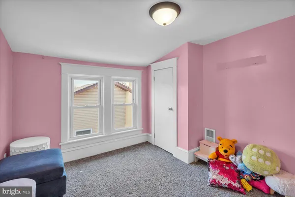$389,999 | 36 Cressmont Avenue, Blackwood, NJ 08012