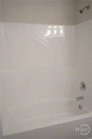 $2,450 | 270 Cromer Street, Savannah, GA 31407