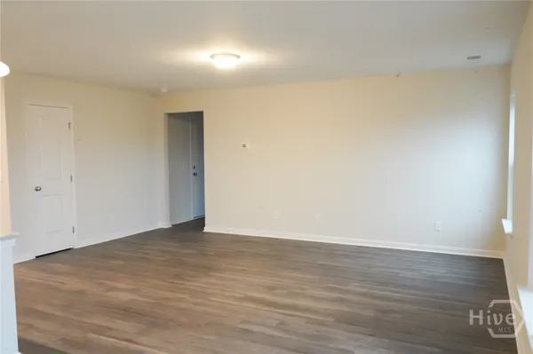 $2,450 | 270 Cromer Street, Savannah, GA 31407