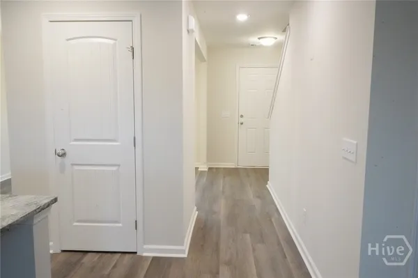 $2,450 | 270 Cromer Street, Savannah, GA 31407
