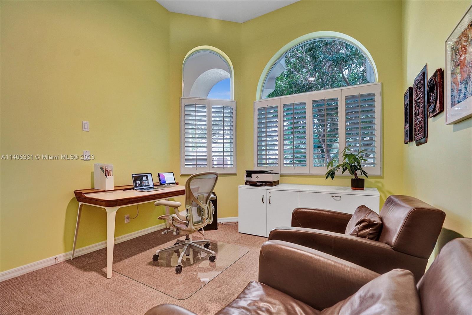 308 Mallard Road Weston, FL 33327 - Photo 12 of 43 Gallery Image 12