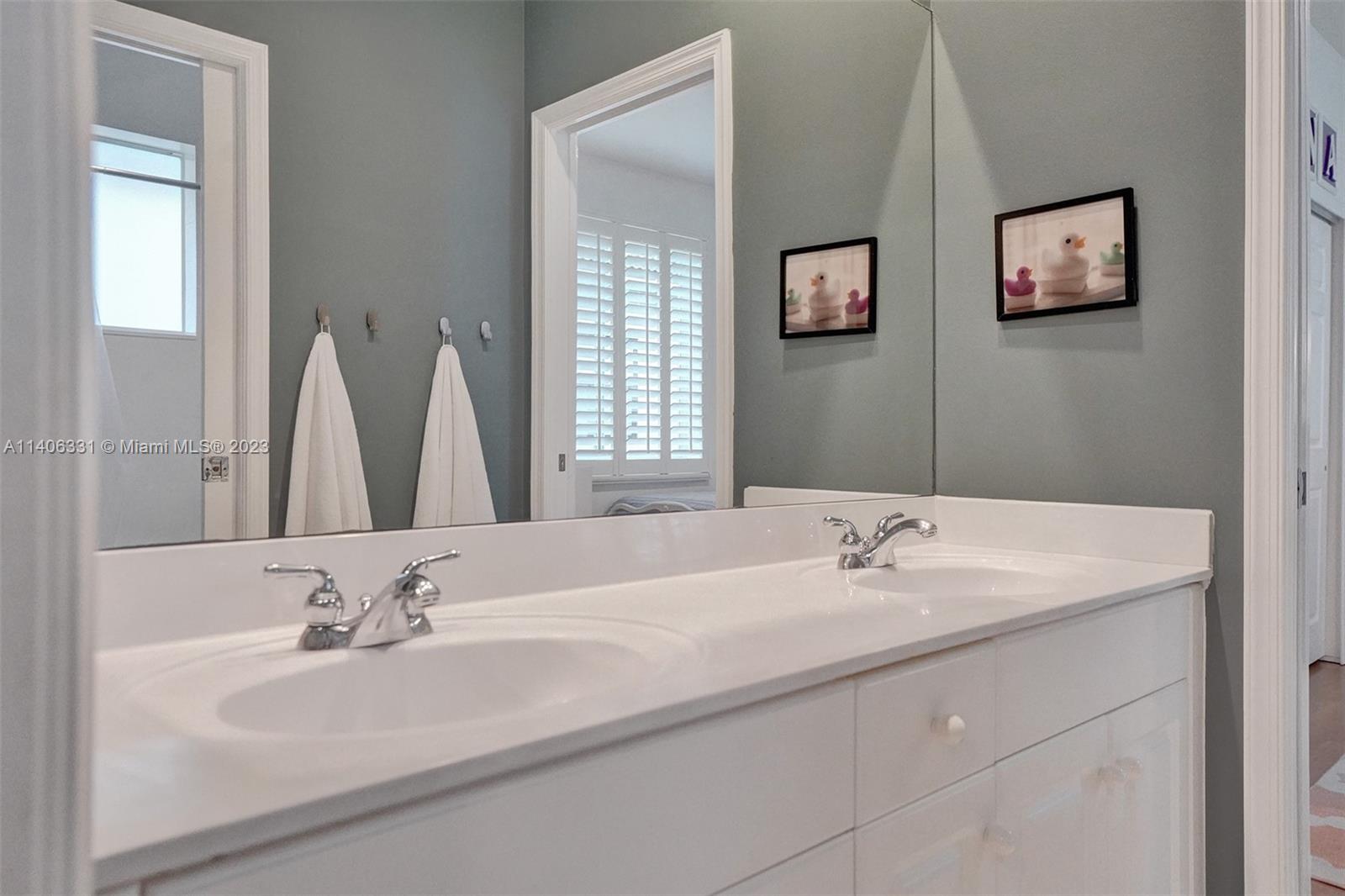 308 Mallard Road Weston, FL 33327 - Photo 23 of 43 Gallery Image 23