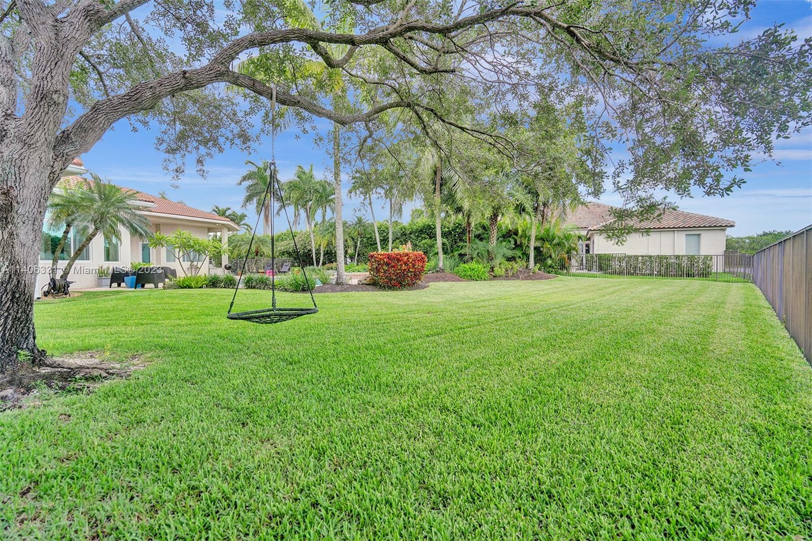 308 Mallard Road Weston, FL 33327 - Photo 38 of 43 Gallery Image 38