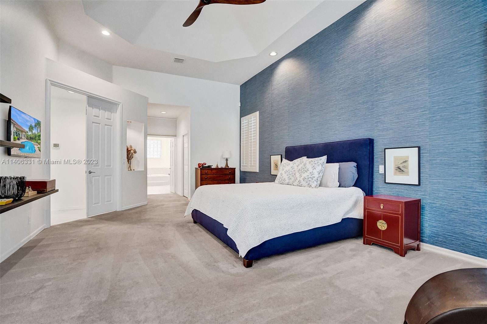 308 Mallard Road Weston, FL 33327 - Photo 7 of 43 Gallery Image 7