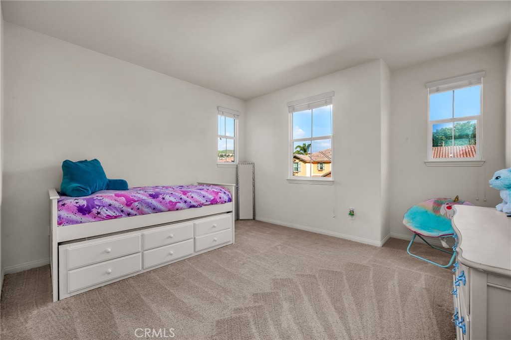 28217 Nield Court Saugus, CA 91350 - Photo 17 of 41 Bedroom 4