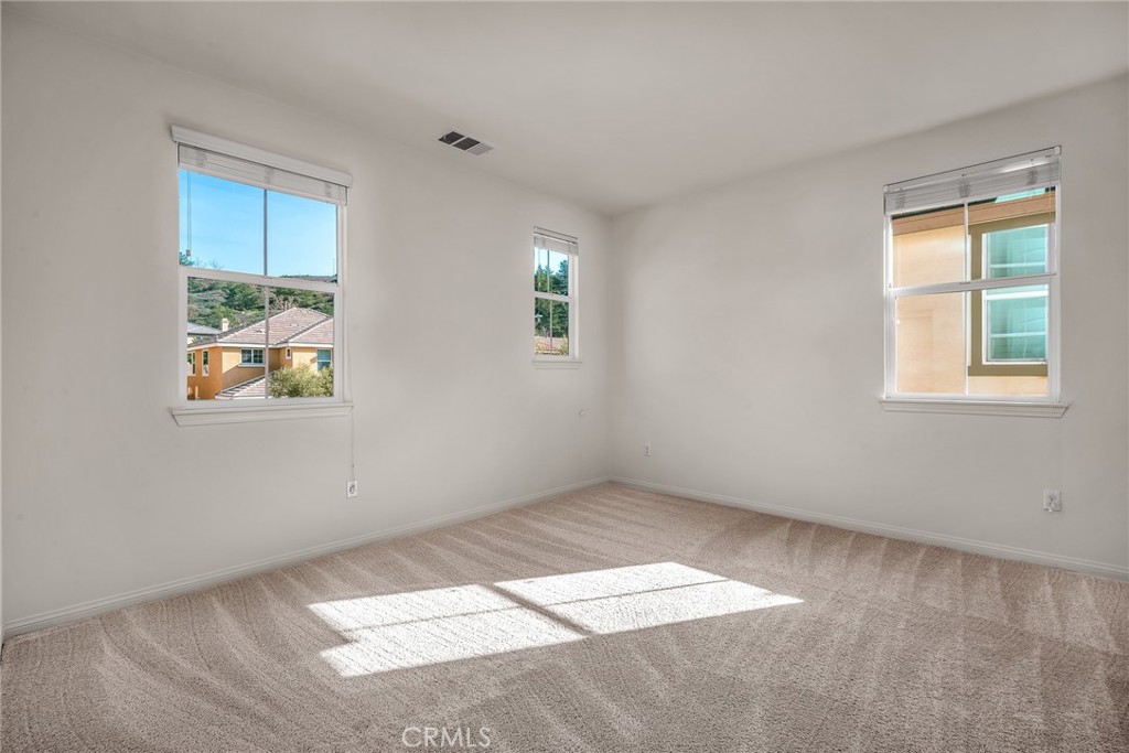 28217 Nield Court Saugus, CA 91350 - Photo 33 of 41 Bedroom 3