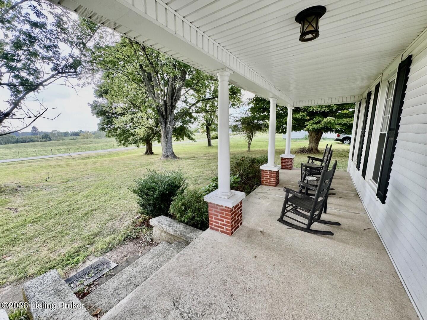 660 Penick Road Lebanon, KY 40033 - Photo 2 of 30 002_Front Porch