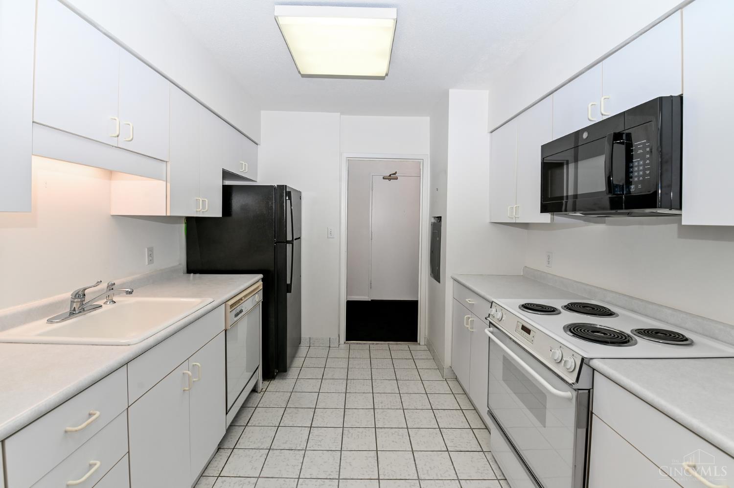 2444 Madison Road, Unit 1509 Cincinnati, OH 45208 - Photo 19 of 40